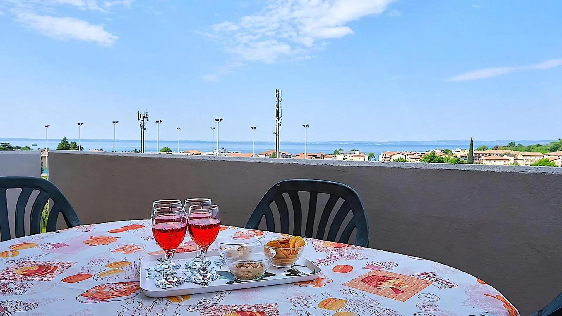 La Terrazza Sul Lago, In Einer Residenz Mit Pool Bardolino Appartamento