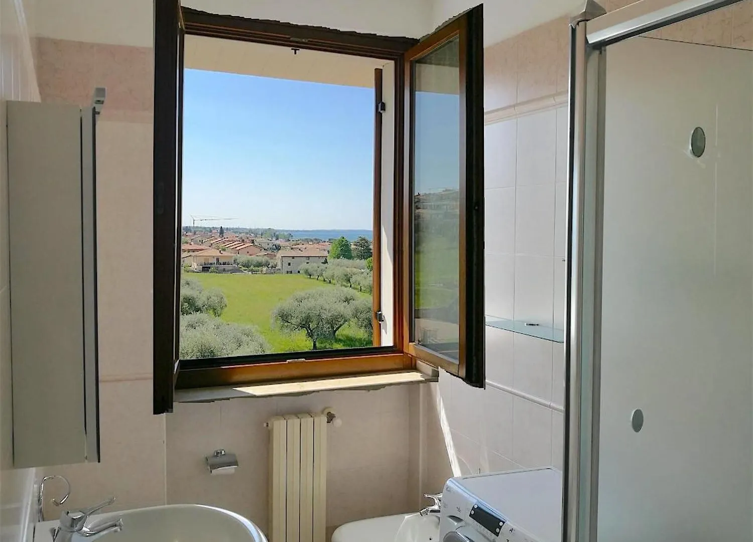 La Terrazza Sul Lago, In Einer Residenz Mit Pool Bardolino 0*,